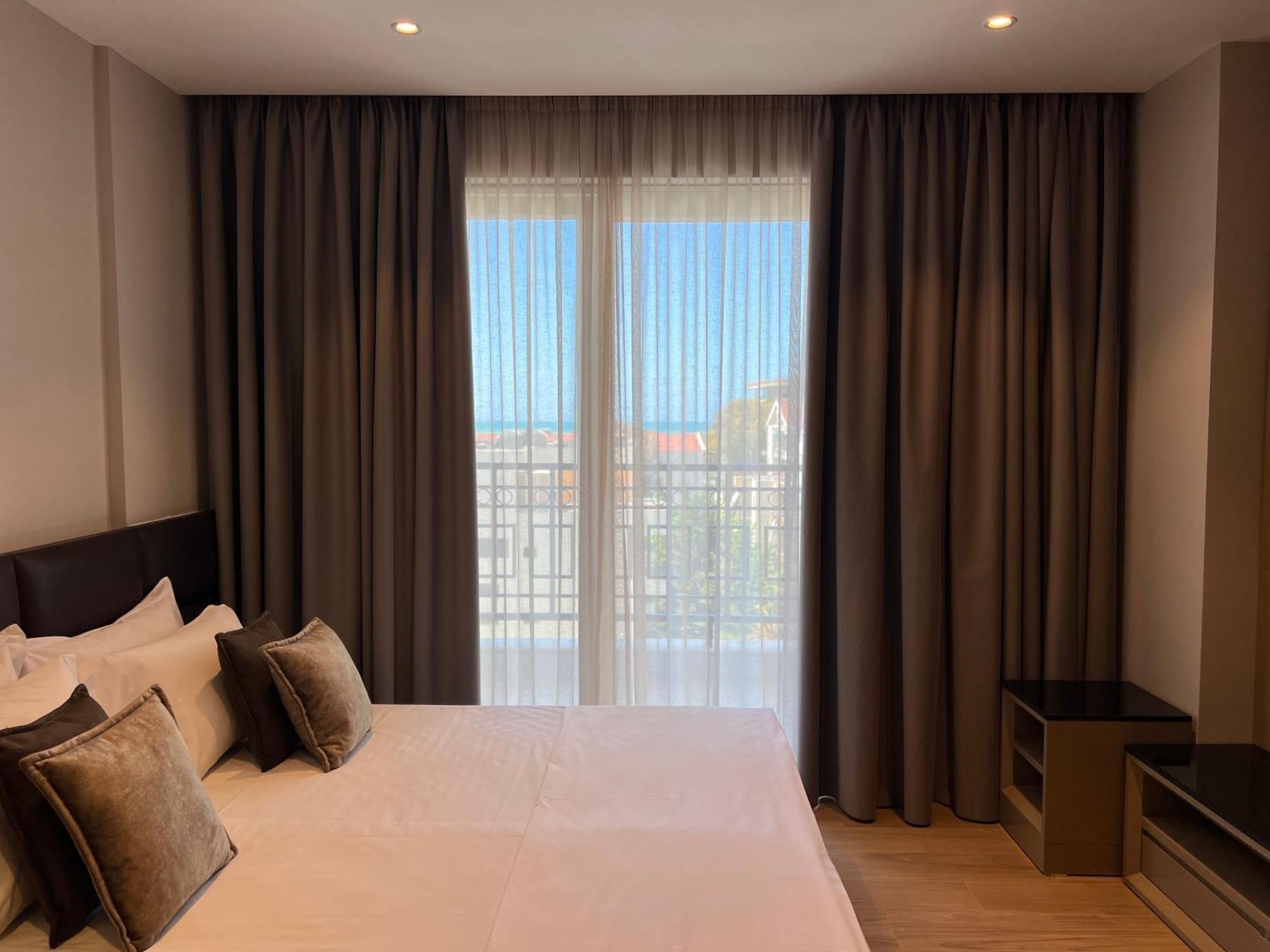 Coastline Luxury Apart Hotel Golem  Exteriör bild